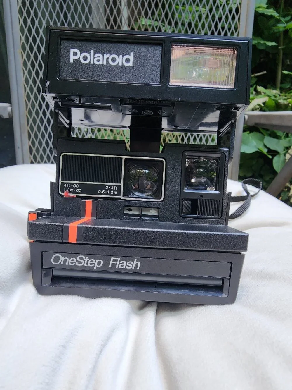 EUC Polaroid 1990s Instant OneStep Flash Camera 600 instant film